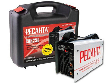 Сварочный инвертор Ресанта САИ-250 в кейсе